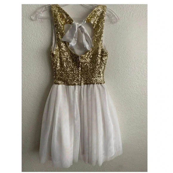 🆕B.Darlin A-Line Scoop Short Gold Sequin Ivory Dress 3/4🆕 - Picture 6 of 14